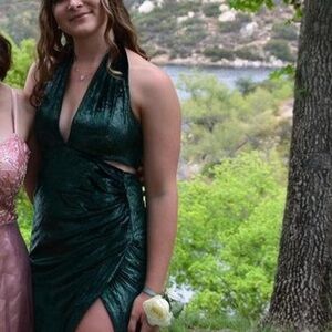 Emerald green prom dress